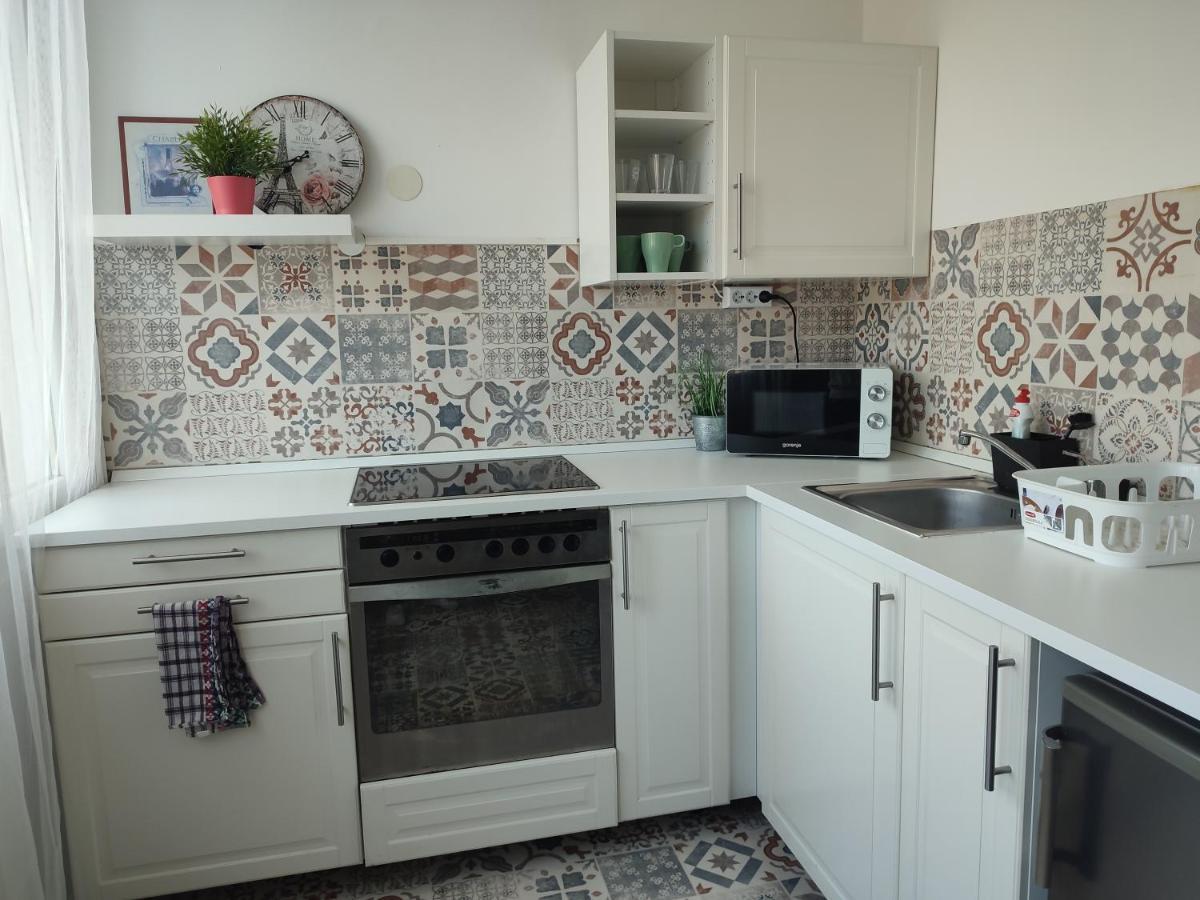 Palota Apartman Gödöllő Kültér fotó